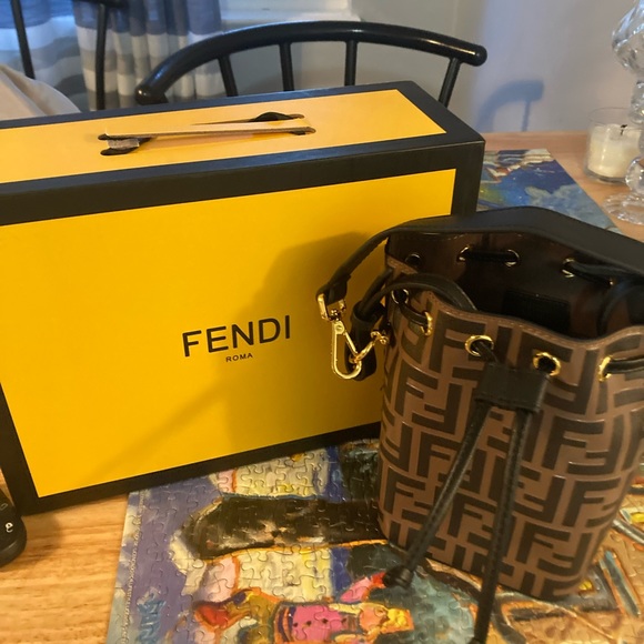 Fendi Bucket Bag. Never been used before.  Perfect condition.  Authentic. - Picture 5 of 8